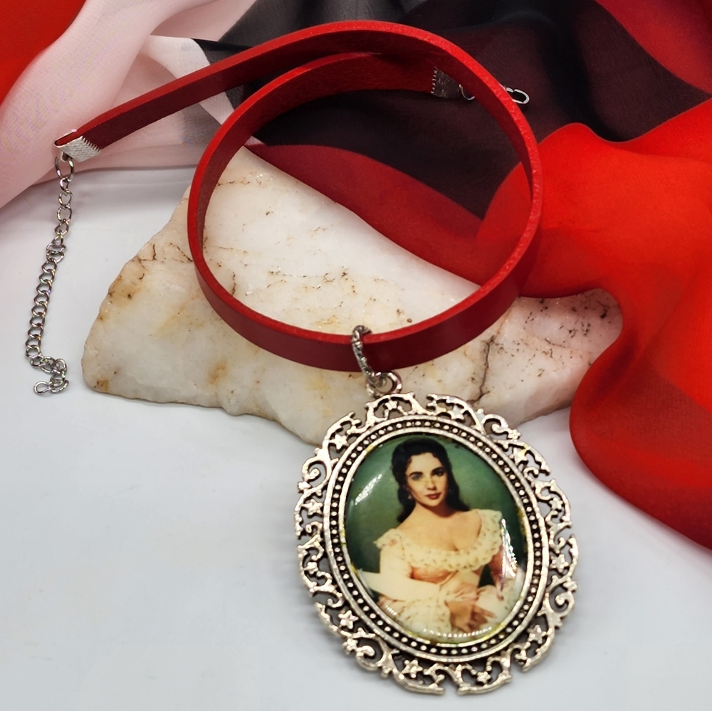 Large Cameo Silver Pendant Genuine Italian Red Leather Designer Chan